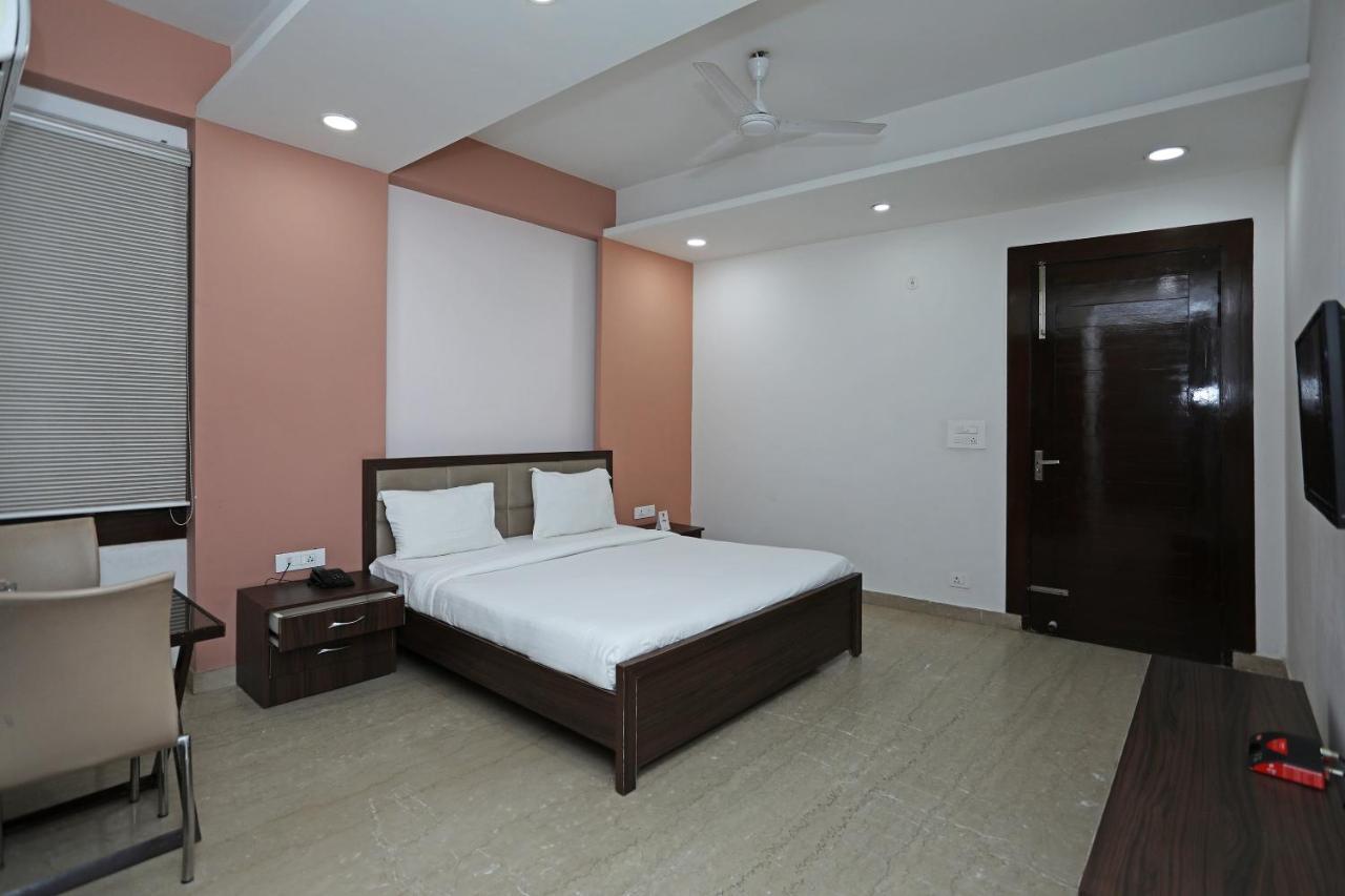 Spot On 74347 Satyam Bhawan Puri Exterior foto